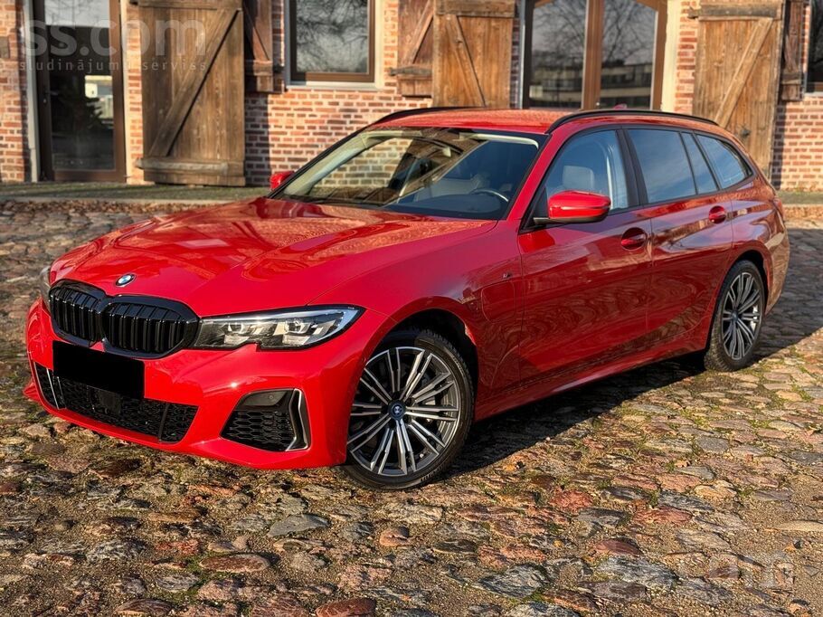 2021 BMW 330e Plug-in Hybrid, 2.0B, 215Kw

Auto ir teicamā tehniskā un viz