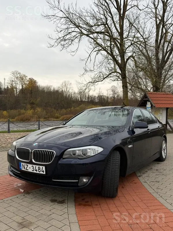 BMW F10, 3, 0d(150kw), automāts, auto aprīkots ar park