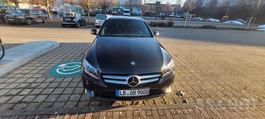 Mercedes Авто в идеальном состоянии. Один владелец. Оригина