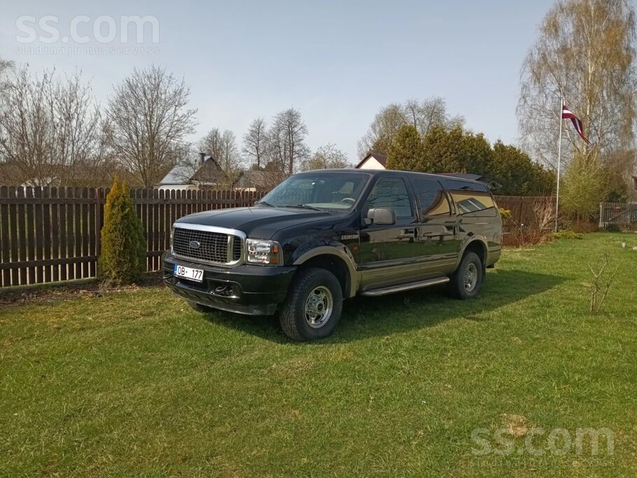 Tiek pārdots attēlā redzamais melnais skaistulis. Skaņa nevienu kaimiņu neat