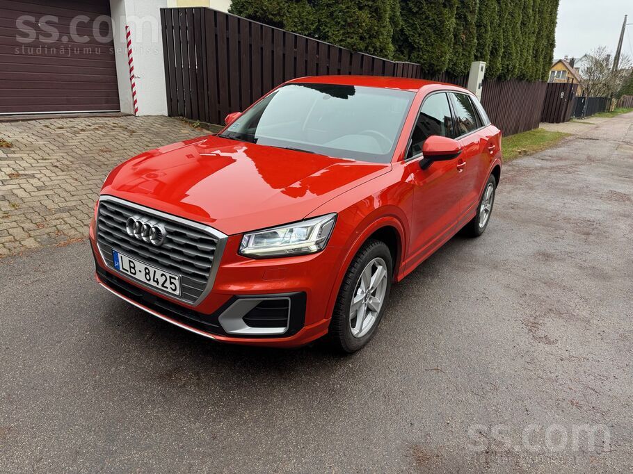 Audi Pārdod labi uzturētu un ekonomisku Audi Q2, kas li
