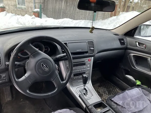 Subaru Visā visumāmā auto labs. 
