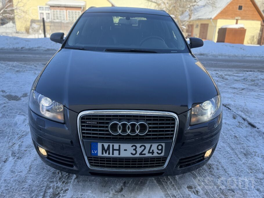 Audi Audi A3 quattro ar labu komplektāciju un strādājoš