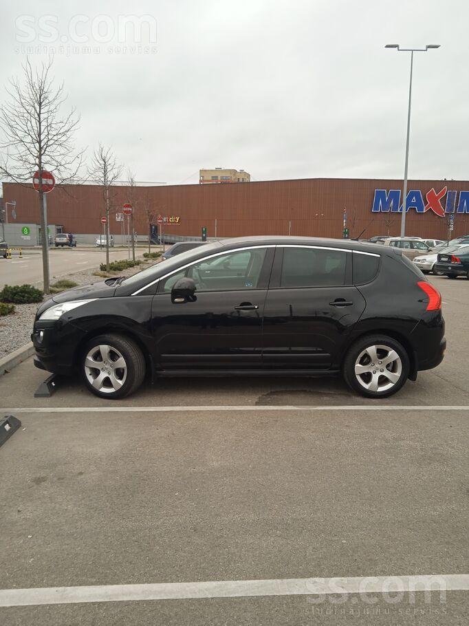 Продаю. пежо 3008.