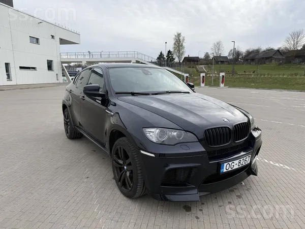 BMW Pārdodu BMW X6M 2011 gada, 4.4 benzīns, 408 kw, Ei