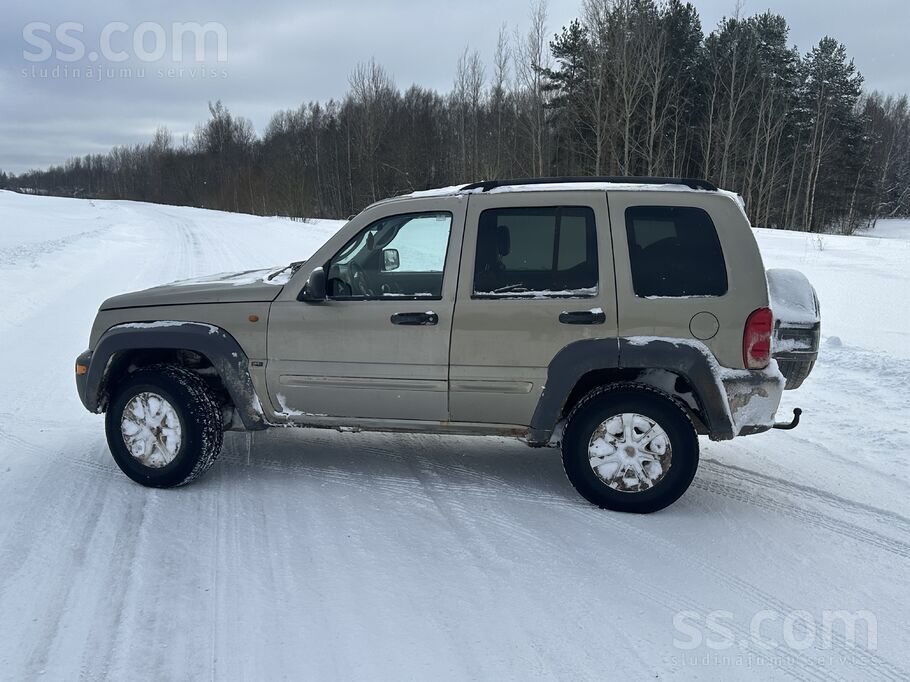 Tiek pārdots Jeep Cherokee, drīzumā ar jaunu tehnisko apskati un nomaksātu n
