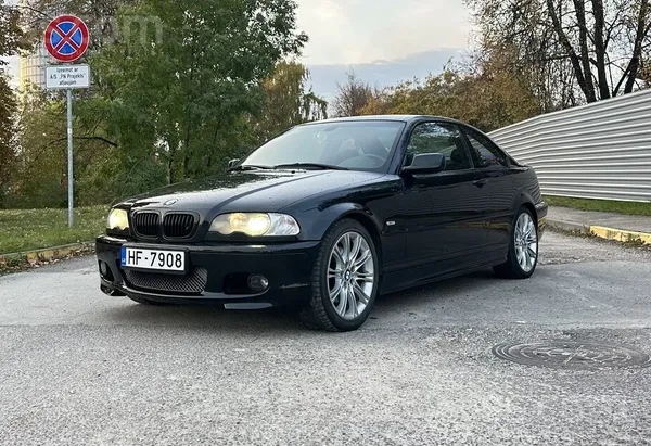 BMW 330 - 1