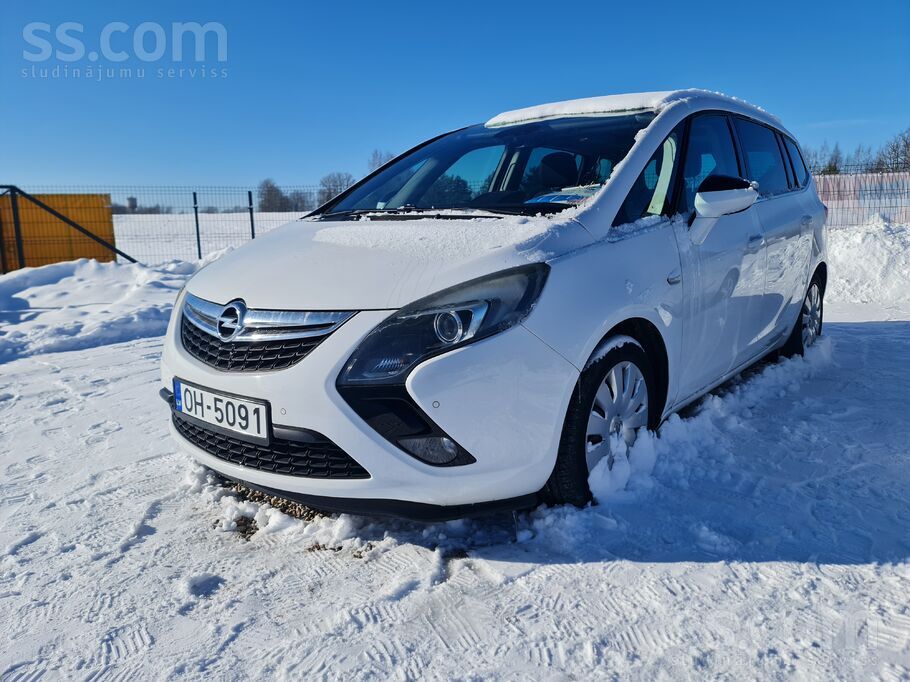Opel Auto no Holandes. Firma pārdod Opel Zafira ar 1.6 