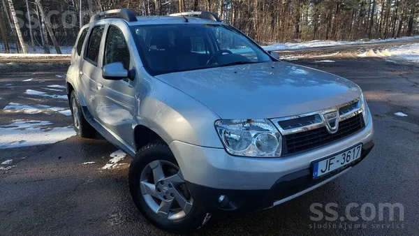 4X4 Dacia Duster 1.5 disel 81kW. 6-pakāpju mehānika. 
Laba komplektācija ko