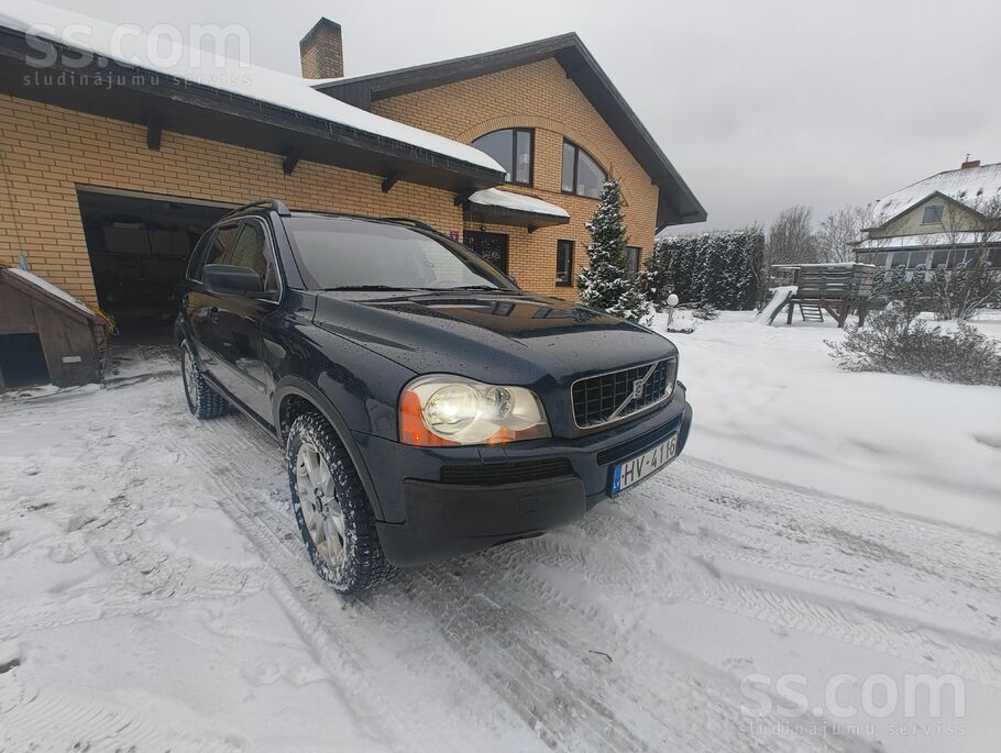 Volvo Īpašnieks pārdod koptu Volvo xc90 ar: