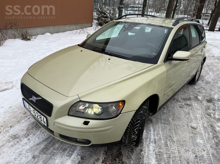 Volvo Pārdodu ar pirmo iemaksu - 400 eiro un savstarpēju