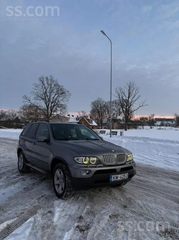 BMW Uz tirgu iet sakarīgs x5, labā stāvoklī, protam ir