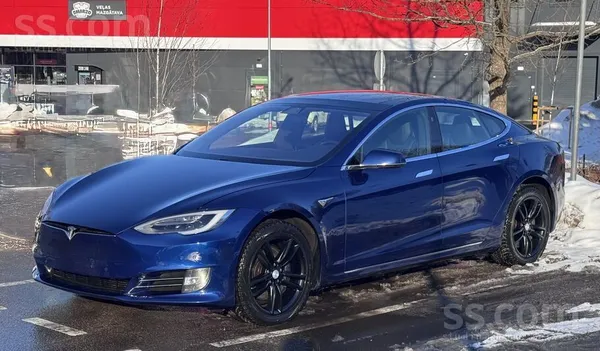 Tesla S 75D 

4x4

Autopilot 2.5 ar videoreģistrātoru

Premium audio
Ziemas p