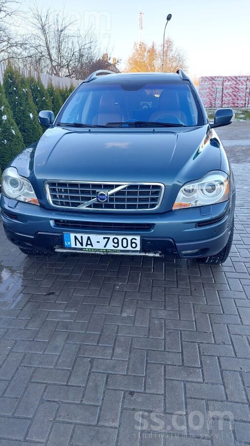 Volvo Машина в хорошем состоянии. Все вопросы по телефон