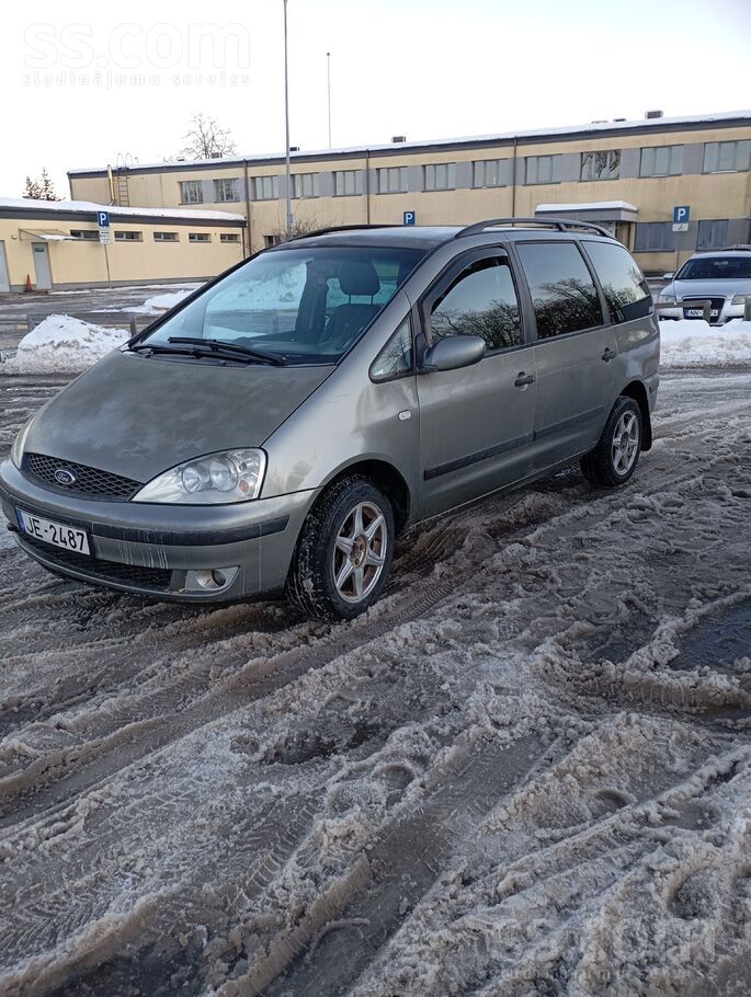 Ford Продаю надежный авто, заводился в морозы, недавно 