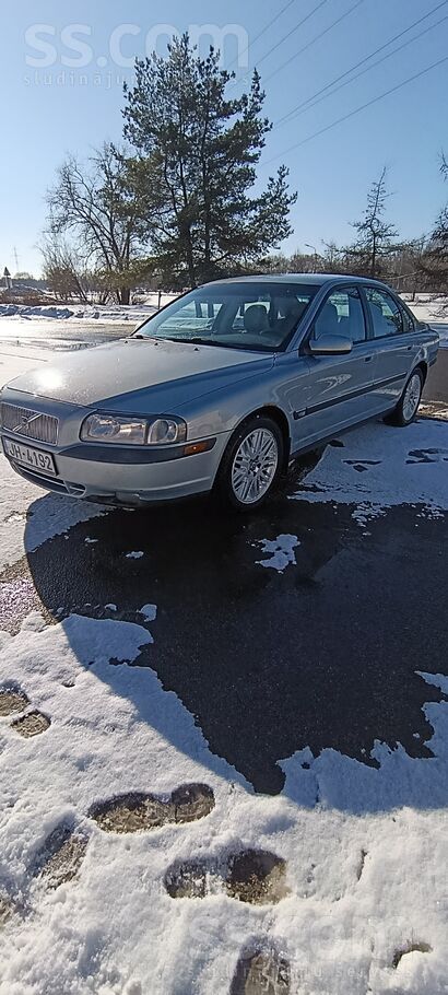 Pārdodu, labs Volvo, nav nodzits, salons labā stāvoklī, vizuāli arī labā stā