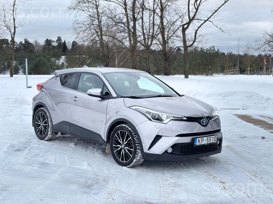 Продаю Toyota C-Hr 1.8 Hybrid Luxury экономичный автомобиль с продленной гар