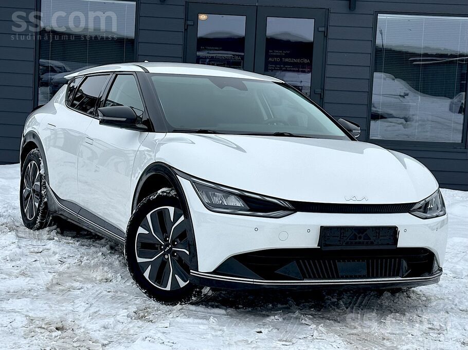 Kia Ev6 ar lielāko akumulātoru 77 kwh un vienu no pilnākām komplektācijām, 2