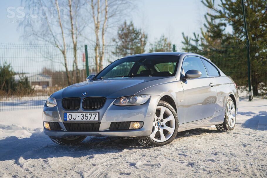 BMW BMW 330, 2008. gada. 3.0l dīzelis, mehānika. 
