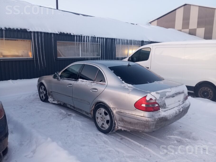 Mercedes Pārdod ar defektu