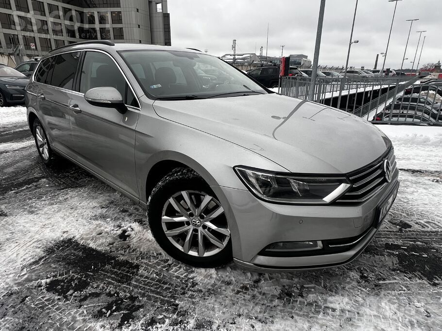 Volkswagen Uzņēmums pārdod VW Passat B8(universāls) 2017. gad