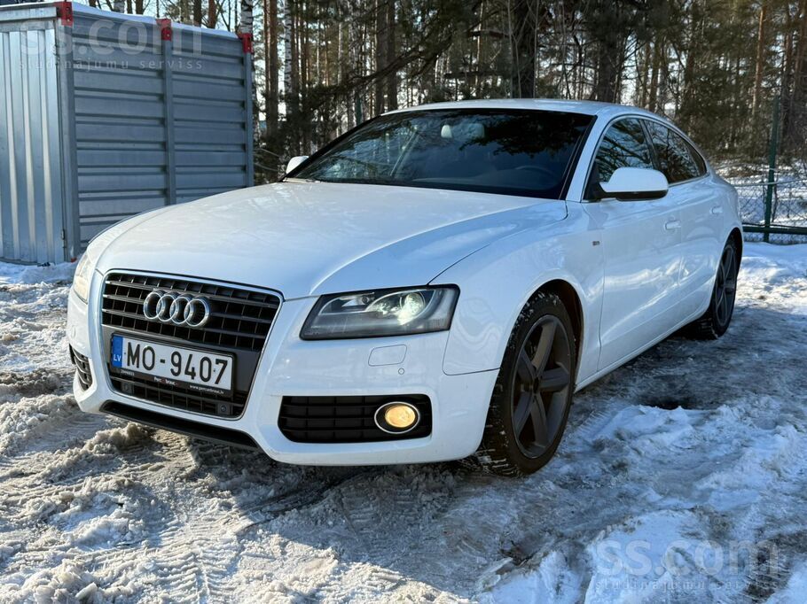 Audi Pārdodas audi A5 1.8 benzīna dzinējs ar automātisk