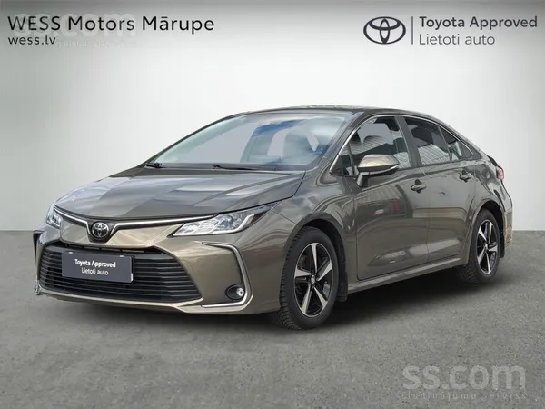 Toyota Corolla - 1