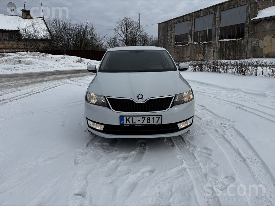 Skoda Mazs noskrējiens, viens īpašnieks, bagātīga komple
