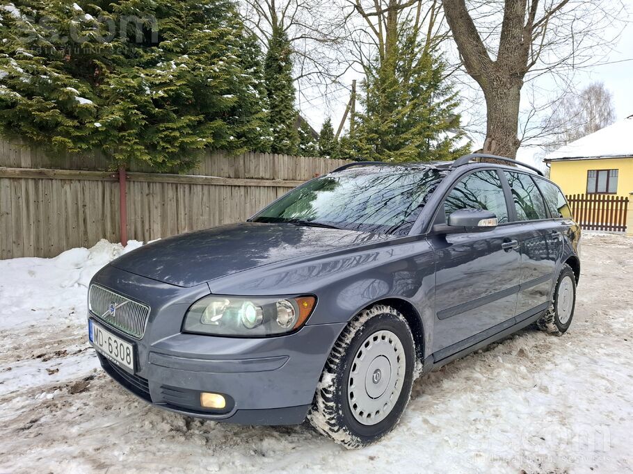 Volvo Pardodu Volvo V50 2007 gads 2.0d auto laba stavokl