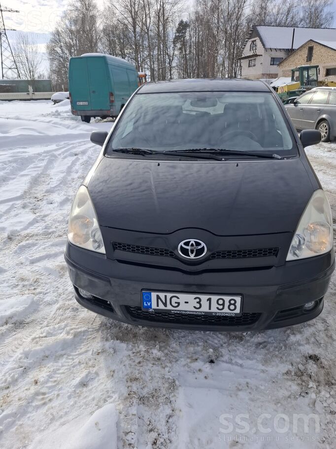 Auto labā stāvoklī, bez korozijas. Ieguldījumus neprasa. Sakabes āķis. Jauna