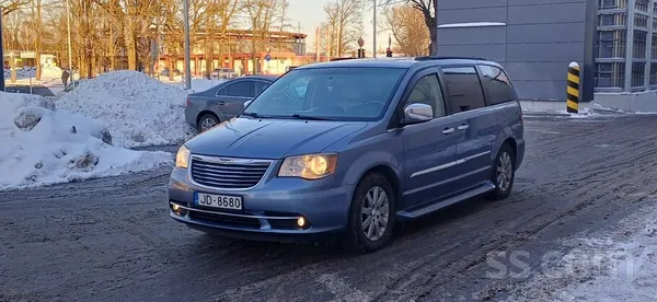 Vispilnaka komplektacija. Kopts salons. Laba stavokli. Iespejama mainja. Var
