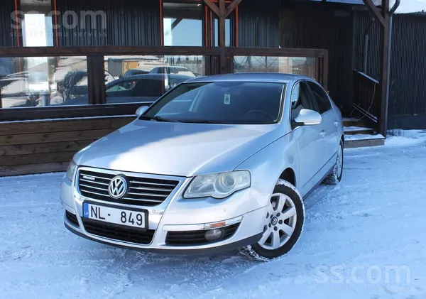 Volkswagen Pārdodu VW Passat B6 2008.gada 1.9D 77 kw