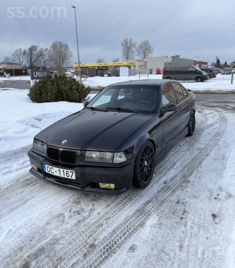BMW BMW e36, sedans, pilna Mpack, ļoti labā tehniskā s