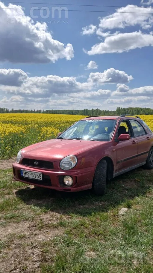 Subaru Pārdod auto rezerves daļām vai krūmu gonkām.
