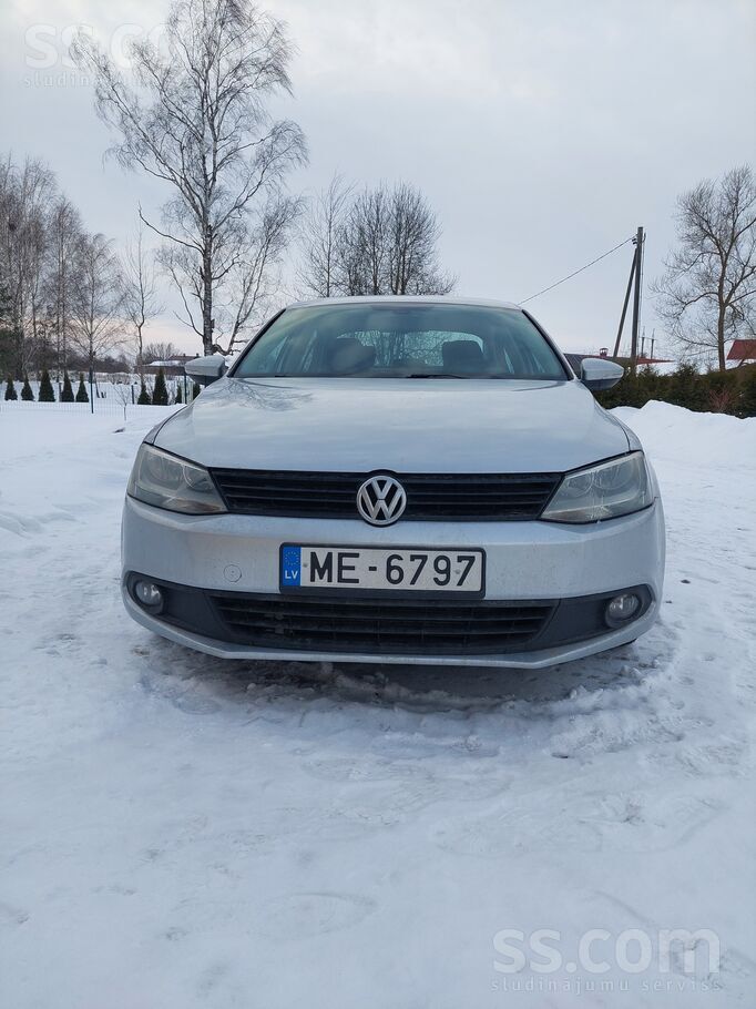 Volkswagen Auto regulāri veiktas apkopes un uzpesēts, mainīta