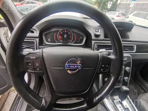 Volvo Продаётся Volvo Xc70 D5 редкой комплектации. Перед
