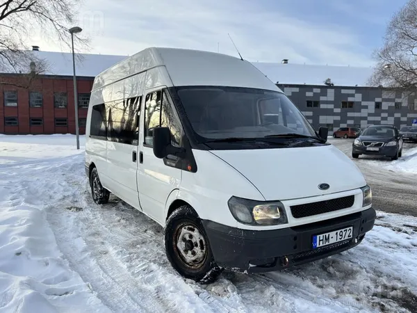 Ford Pārdodu uzticamu un ietilpīgu darba auto ar jaunu