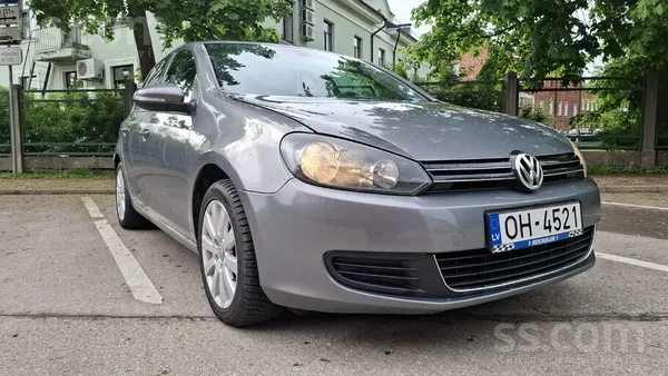 Volkswagen 2.0 tdi 81 kW, тех. осмотр по 0, дым 0.70. Расход 