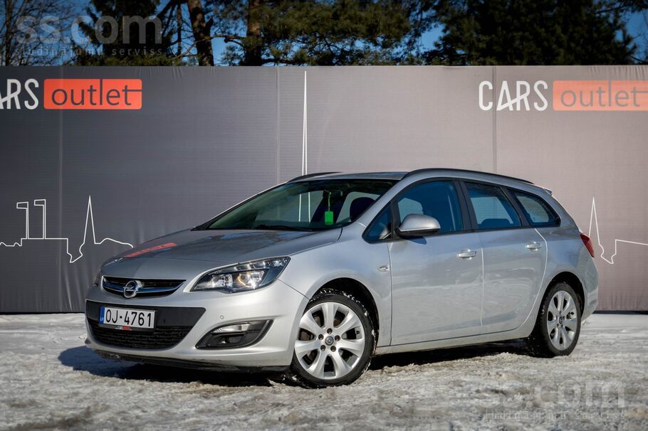 Opel Opel Astra Sports Tourer ar 1.7 litru dīzeļdzinēju