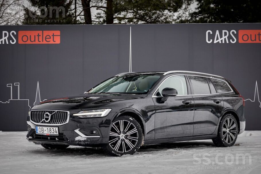 Volvo Volvo V60 ar 2.0 litru dīzeļdzinēju un automātisko