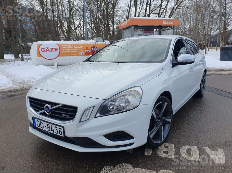 Volvo R Design, машина в отличном состоянии. Пригнана из