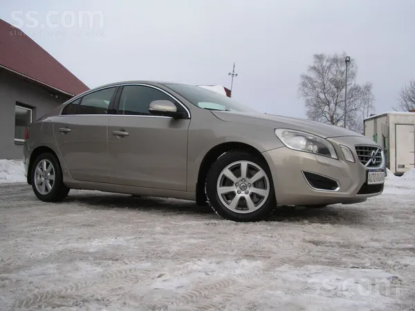 Volvo Tikko no Beļģijas. Volvo S60. 2.4d5. Labs aprīkoju