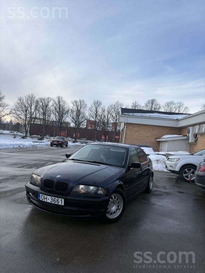 BMW Pardodu/mainu bmw e46 laba stavokli