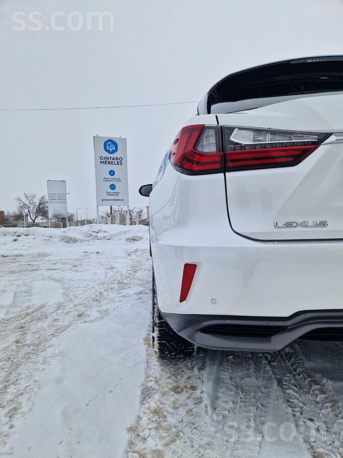 Продаются Lexus Rx450 в идеалЬном состоянии. Куплен новый в Латвии. Обслужив