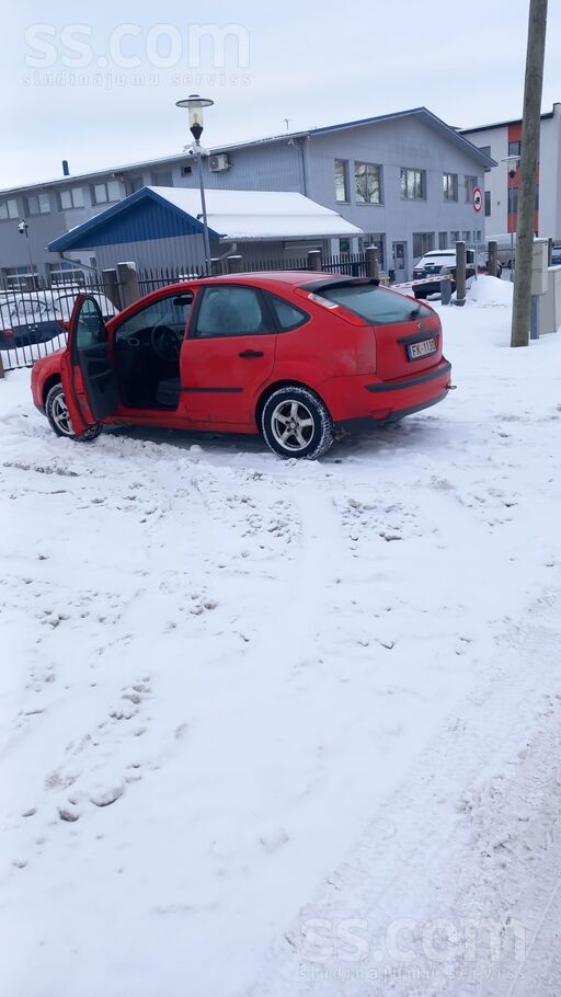 Ford Focus 1.6 Benzin