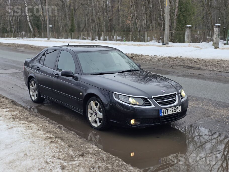 Saab Labs Saab ar jaunu TA un nomaksātiem nodokļiem. Au