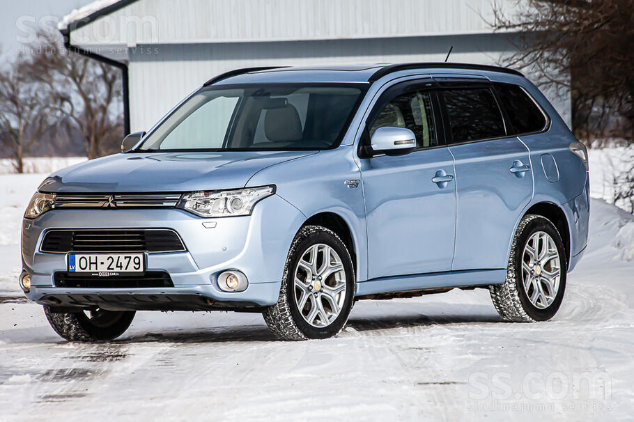Mitsubishi Outlander Phev Plug-in Hybrid 2.0i, 89kw un 120kw 4wd. 

Virsbū