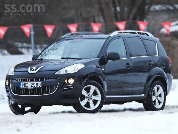 Peugeot 4007 ar 7 sēdvietām, 2.2 litru dīzeļdzinēju un automātisko ātrumkārb