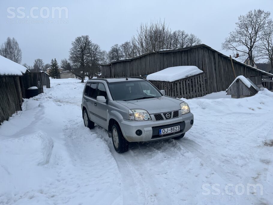 Nissan Pardod nissan x-trail priekšpiedziņas auto, lidz a