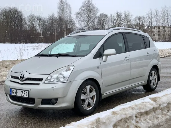 Toyota Pārdod vai Maina Toyota Corolla Verso 2, 2 D4D Dīz
